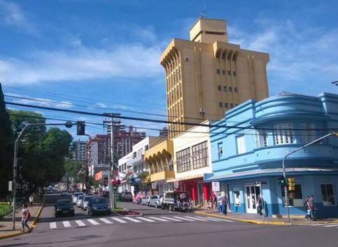 上海热线财经频道--中国妹子嫁到巴西哭了:房价