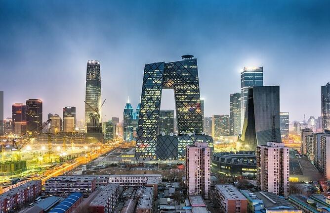 中国第二大城市:北京 gdp3600亿美金,人口2100万