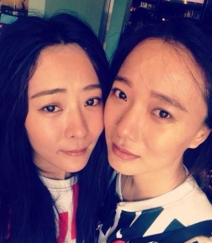 上海热线财经频道-- 王珞丹姐姐美艳照曝光 才貌双全身材火辣(组图)