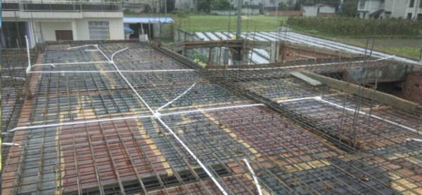 上海热线财经频道--山沟小伙自建房堪比别墅 城