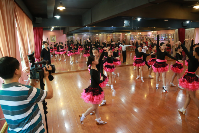 上海热线财经频道--惠州学舞大攻略 伊曼舞蹈全