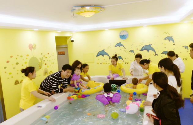 上海热线财经频道--鱼乐贝贝婴幼儿游泳馆生意