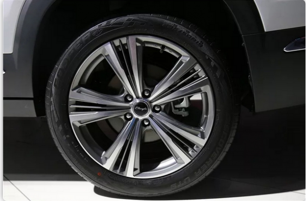 上海热线财经频道--[行圆汽车大全]奥迪的名字