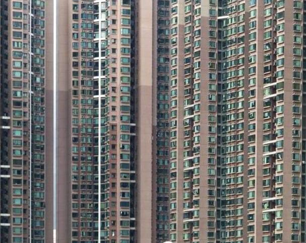 为什么香港的房子又高又密 但却从来不装防盗窗？