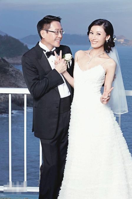 女星豪门婚礼大比拼 大s结婚汪小菲家族获利最大