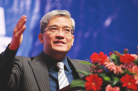 郎咸平析房企整合福与祸:老百姓或永成房奴