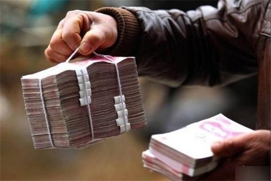 储蓄和投资高效并行 